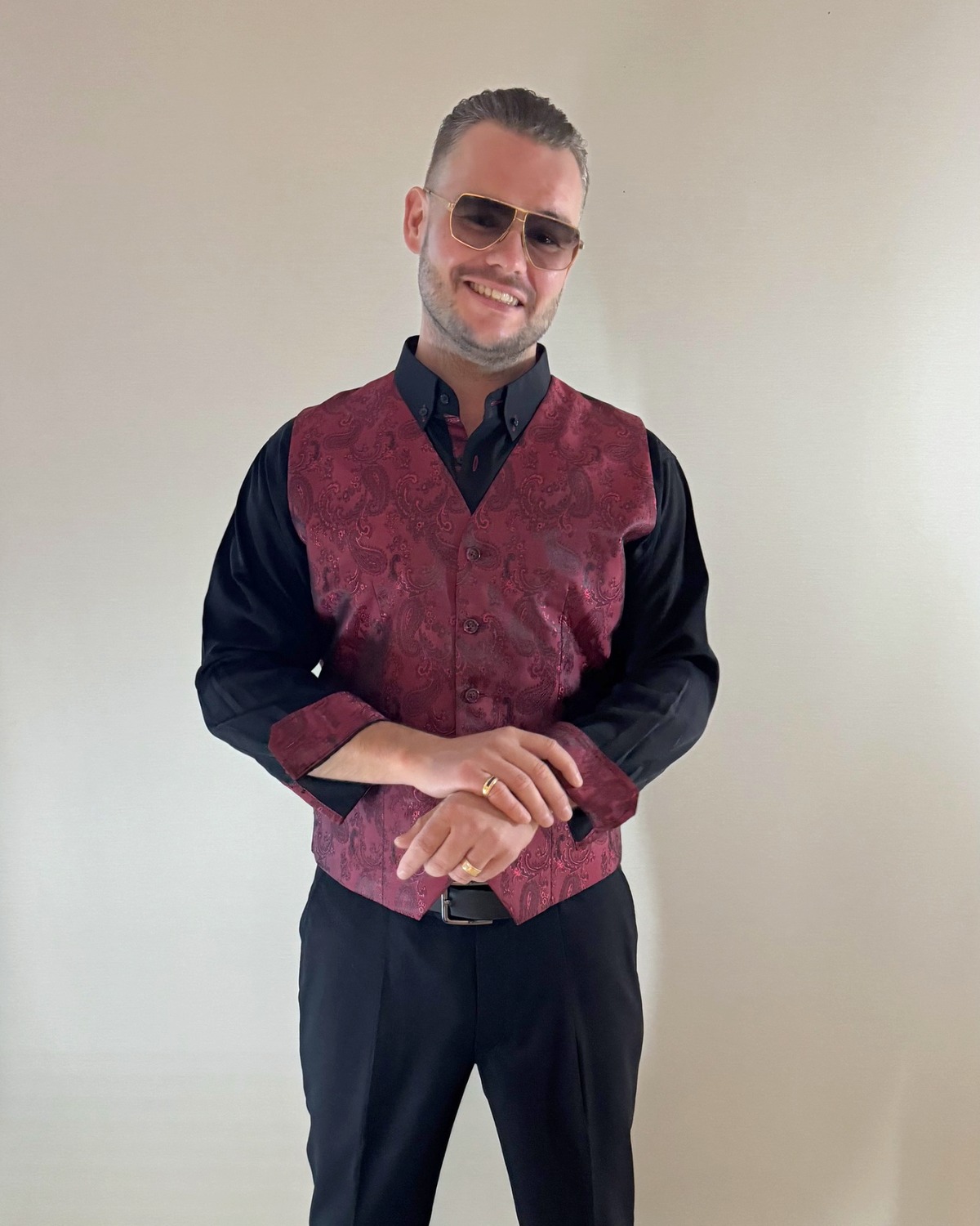 Red Royale – Vest